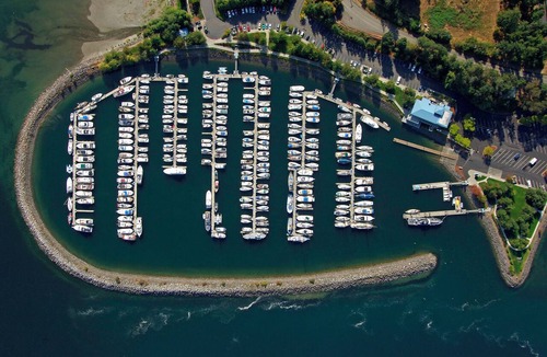 Sequim Hotel | Budget-Friendly Accommodations with Free Parking, Wifi, and Pool