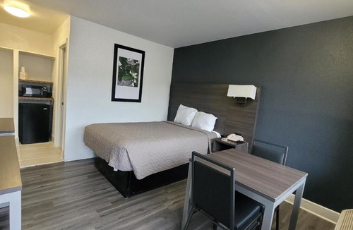 Durham Hotel | Budget Inn