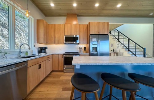 Sevierville House | Cabin + Spa, Firepit, Pool Table & Media Room Near Dollywood | Bird's-Eye View