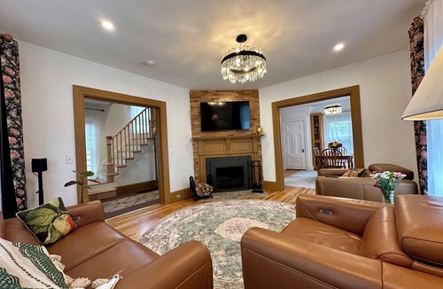 Bar Harbor House | Cadillac Point NEW Downtown Bar Harbor-Near Acadia -4 bedroom,8 people,free park