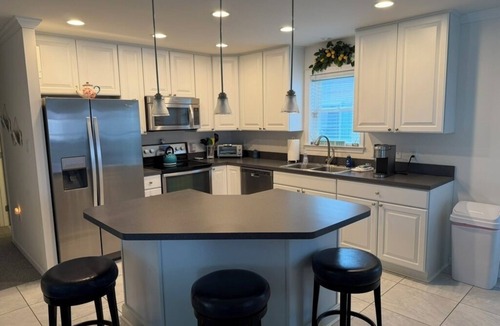 Selbyville House | CAPE GETAWAY - Waterfront Home with Private Dock 4BR - 3BA Sleeps 10