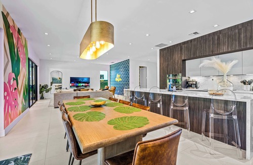 Riverside Park House | Casa Monstera | Heated Saltwater Pool | Game Room | Golf