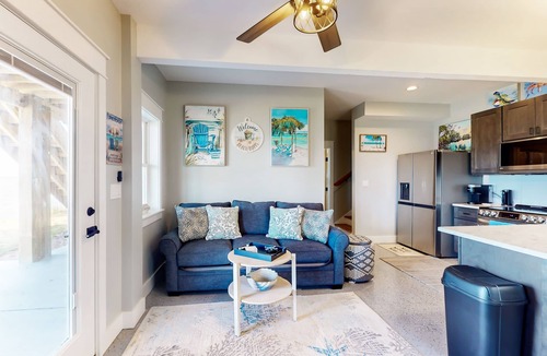 Colington Harbour Condo | CH67D: Bay Dream, Bay-view 1BR with outdoor shower and fishing access