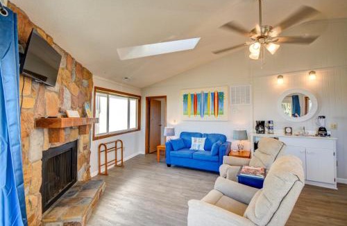 Topsail Beach House | Charming 2-bedroom home in Topsail Beach, perfect for family getaways!