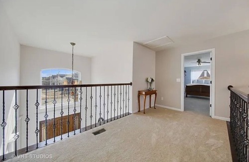 Bolingbrook House | Charming 3-bedroom house in lovely Bolingbrook with AC, WiFi