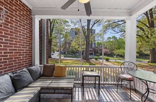 Cherry Condo | Charming Condo Near Freedom Park | King Bed & Screened Porch