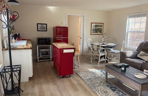 Demorest Cottage | Charming Demorest Cottage - Dog Friendly!