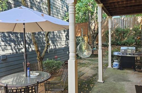East Side House | Charming Historic Grant Park Home/Atlanta Gem!