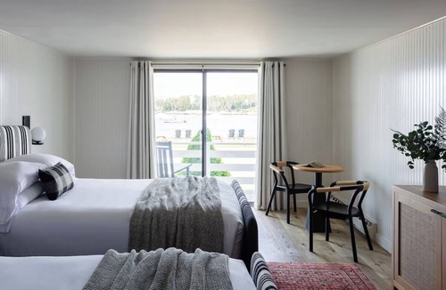 Ocean Point Hotel | Charming Room with Ocean Views | Close to Hiking and Paddling Adventures