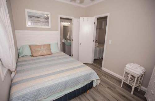Surfside Beach House | Charming Updated Ocean Lakes Cottage Minutes from the Beach-Sea Glass Getaway