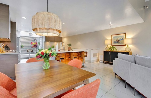 Turnagain Condo | Chic West Anchorage Gem, 2 Bed/2.5 Bath Close to Downtown and Airport