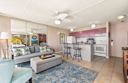 Waikiki Apartment | City+Ocean View/Parking/Kitchen/Walkable