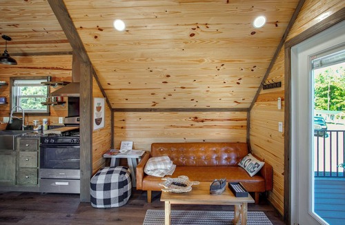 Gilbert House | Communal Fire Pit & Dock! Tiny Home By Lake Murray