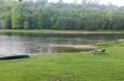 Caratunk Cottage | Cottage on the Kennebec