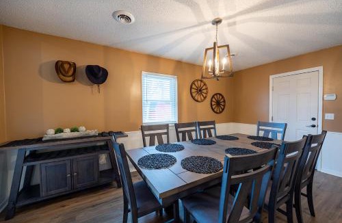 Springdale House | Cowboy Retreat: Experience the Wild West