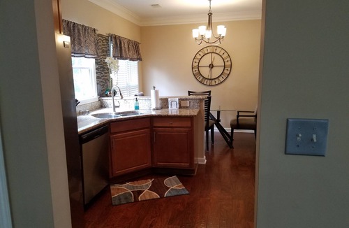 Summerhill House | Cozy 5 Bdrm Getaway In Summerhill Near Beltline Grant Park And Mercedes Benz