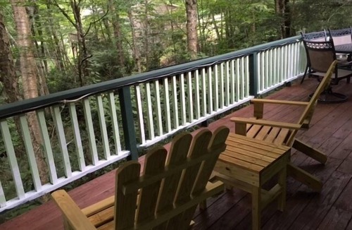 Charter Hills Ski Chalet | Cozy Chalet in the Mountains Near Hiking and Biking Trails and the Ski Resort