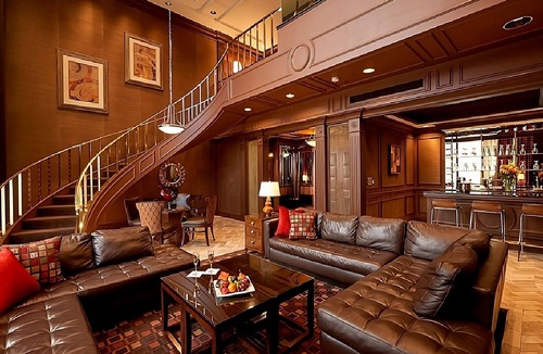 Sunrise Manor Hotel | Cozy & Contemporary Hotel Room in the Vibrant Las Vegas Strip Area