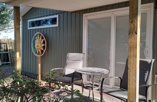 Supply Cottage | Cozy Cottage one mile from the Beach and Boat Ramp! Pet Friendly Too!