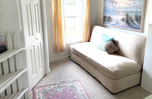 Ocean Pines Cottage | Cozy, family friendly cottage, 2 BR, 1 Bath, 10m to Ocean City, pool & clubhouse