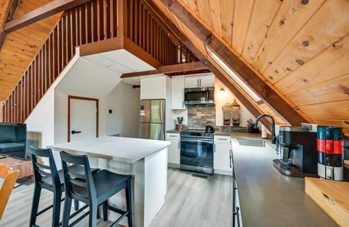 Munds Park House | Deck & Grill: A-Frame Cabin in Munds Park!