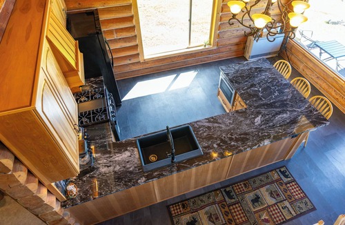 Fritz Creek Ski Chalet | Destination Alaska Charters - Cabin 1