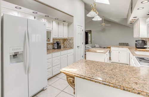 Myrtle Beach House | Dine, Shop & Splash: Family Home in Myrtle Beach