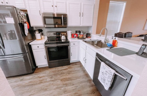 Regal Palms House | Disney Themed Home - Family Friendly! Less than 20 minutes from Disney!