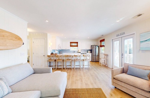 Topsail Beach House | Dog-friendly coastal home close to beach and local attractions
