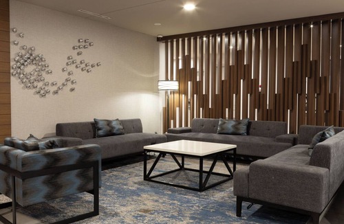 Bloomington Hotel | Doubletree by Hilton Bloomington - Minneapolis South
