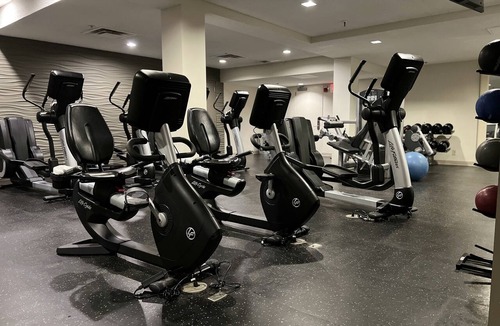 Bloomington Hotel | Doubletree by Hilton Bloomington - Minneapolis South