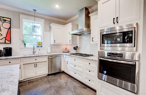 Downtown House | DOWNTOWN CASA KINCANNON, TOP 10 LUXURY, Bikers! HGTV FIXER TO FABULOUS BUILT