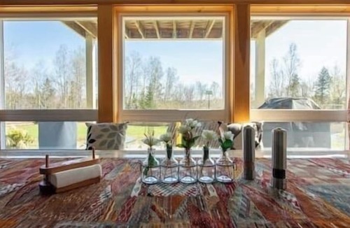 Guilford House | Dragonwood Retreat for Family and Friends