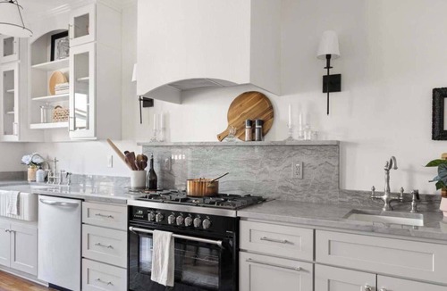 Durham House | Durham Victorian House: 3 En Suite Bedrooms