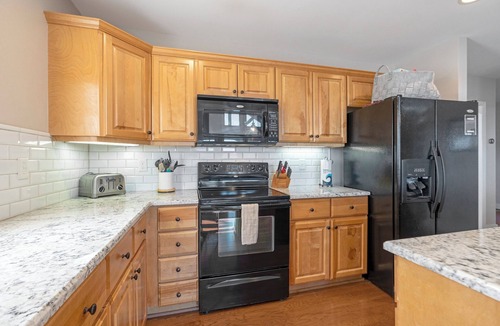 Foscoe Condo | Echota Wintergreens 1732-Mtn Condo, Gated Resort, Indoor/Outdoor Pools & Hot Tub