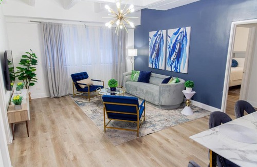 Ridgedale Park Apartment | Elegant & cozy retreat near shopping and restaurants in Buckhead