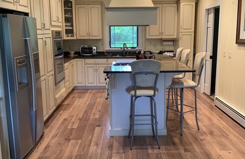 Tremont House | Elegant oceanfront home on Bass Harbor close to Acadia National Park