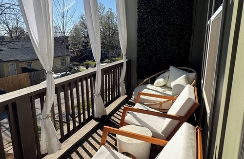 Summerhill House | Elite World Cup 3-Bdr Summerhill Townhouse by Beltline w/BRT direct to Stadium