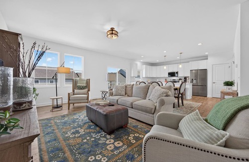 Blacksburg House | Enjoy a spacious multi-level townhome just minutes from Virginia Tech, featuring an open-concept layout, a gourmet kitchen, a private deck, and seasonal access to the community pool.