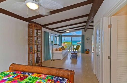 Lanikai House | Enjoy watching for Sea Turtles off your Ocean Front Deck!