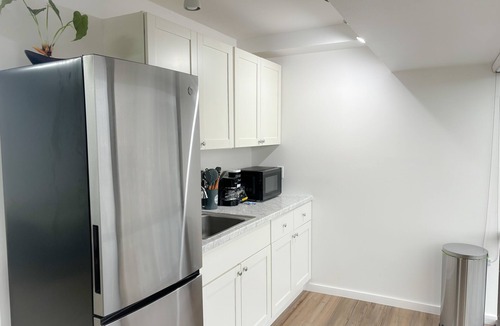 McCully - Moiliili Condo | Essential Century Center Studio | 1 Parking | Pool