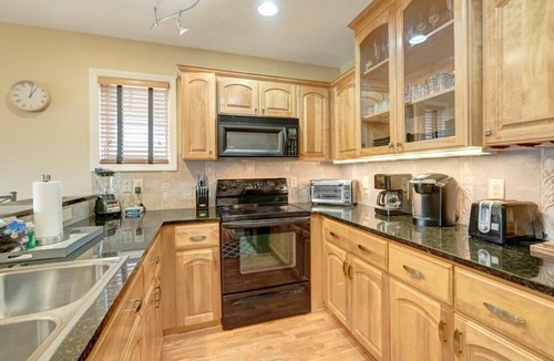 Foscoe Condo | Evergreens 722- Mountain Condo, Gated Resort, Indoor/Outdoor Pools and Hot Tub, Fitness Area, Fis.