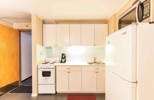 Downtown Honolulu Apartment | Executive Center Hotel Honolulu