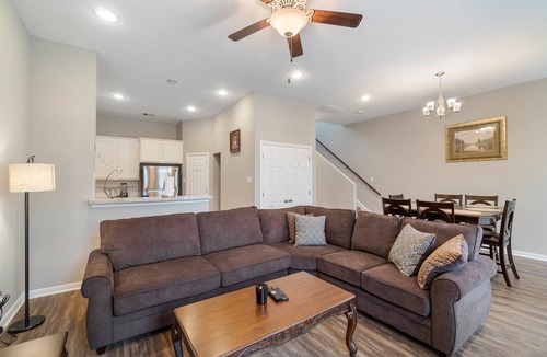 Humble House | Experience a First Class Stay - 2 BDRM
