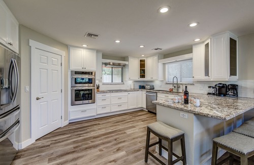 Uptown Sedona House | Experience luxury at Sedona Dream Estate with panoramic red rock views in Uptown Sedona.