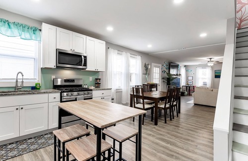 Willoughby Spit House | Family-Friendly 5BR Beach Home Dogs OK Sleeps 10