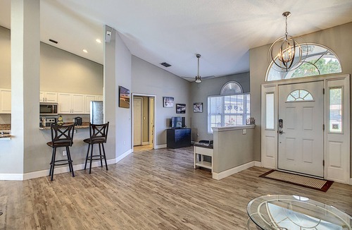 Inwood House | Fantastic Water Front Home on the Chain of Lakes