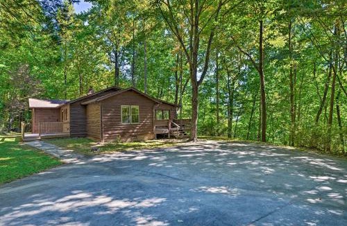 Moravian Falls House | Fish, Hike & Relax: Forest-View Morovian Falls Gem