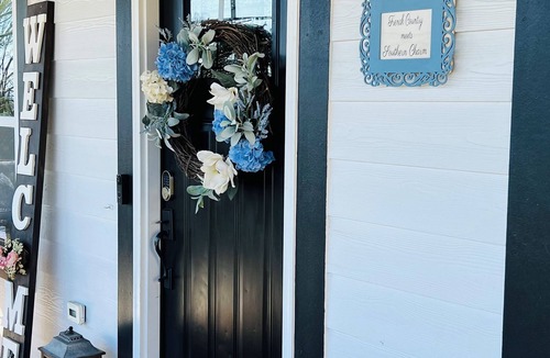 Nelson House | French Country Retreat Near Ball Ground Weddings, girls getaway. Quiet retreat!