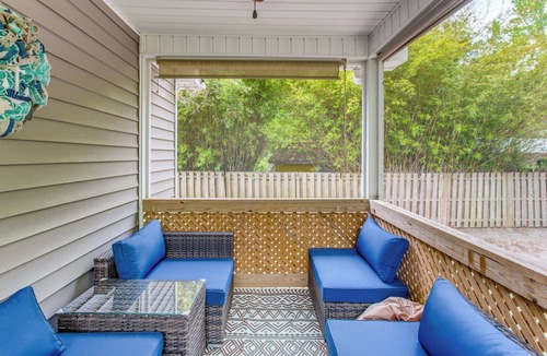 Little River Cottage | Golf Cart Included: Little River Cottage w/Deck!